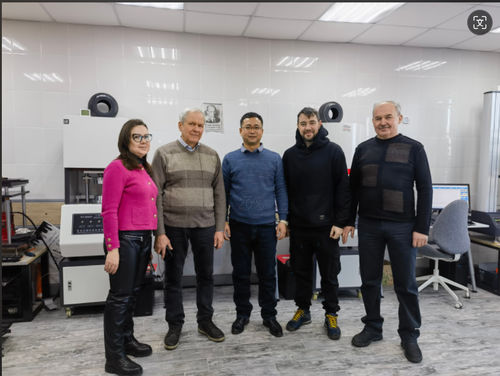 Dernières solutions de l'entreprise Visitez nos anciens clients et discutez de nouveaux investissements en équipements de production