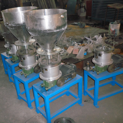 acheter ISO9001 Machine de fabrication de pneus de motocyclettes Machine automatique de pulvérisation de poudre de pneus online manufacture