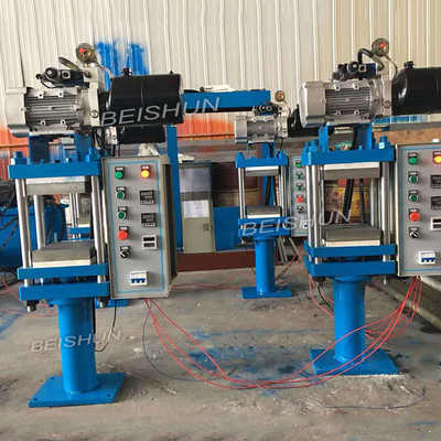 acheter Caoutchouc de type colonne de PLC faisant la machine de presse de vulcanisation en caoutchouc de laboratoire de machine online manufacture