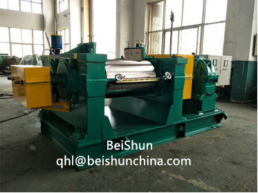 acheter La machine de raffinage de caoutchouc à deux rouleaux est utilisée pour transformer la poudre de caoutchouc en caoutchouc recyclé online manufacture