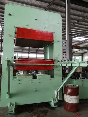 acheter Presse de vulcanisation de caoutchouc sous pression de 800 tonnes pour pressage à chaud de moules de produits en caoutchouc online manufacture