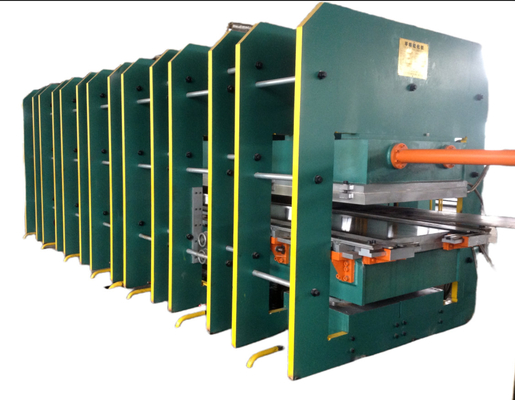 acheter Machine de presse à chaleur en caoutchouc personnalisable avec système de commande PLC pour la machine de fabrication de bande transporteuse en tissu de câble en caoutchouc online manufacture