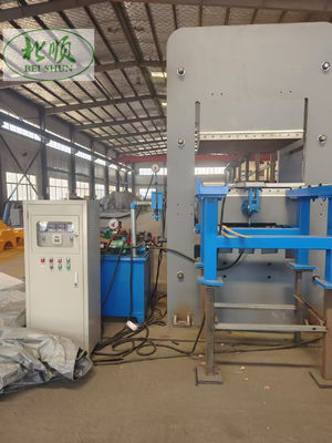 Bon prix Machine de vulcanisation de soupapes d'air en caoutchouc personnalisées taille de plaque chaude 1200 × 1200 mm en ligne