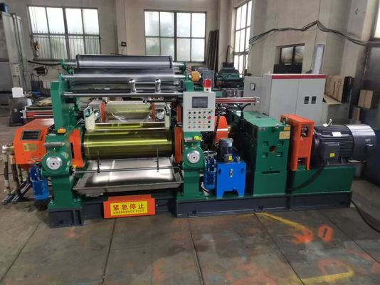 Bon prix Machine de mélange de caoutchouc à rouleaux lisses PLC Système de contrôle automatisé en ligne